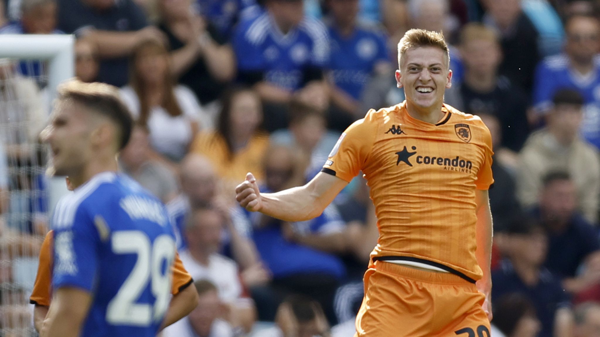 Leicester Kena Pengurangan Poin, Hull Datang untuk Memanfaatkan — Championship yang Dramatis